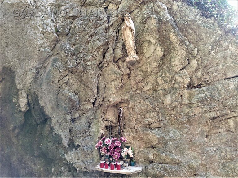 madonna-del-rio - Garda Mountain Bike